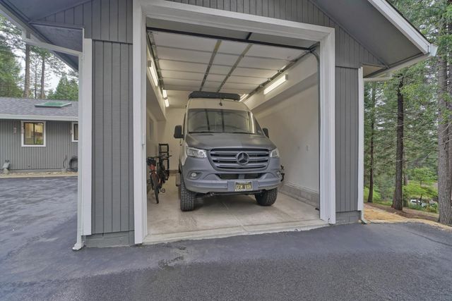 2320 Old Blair Mill Rd, Pollock Pines, CA 95726