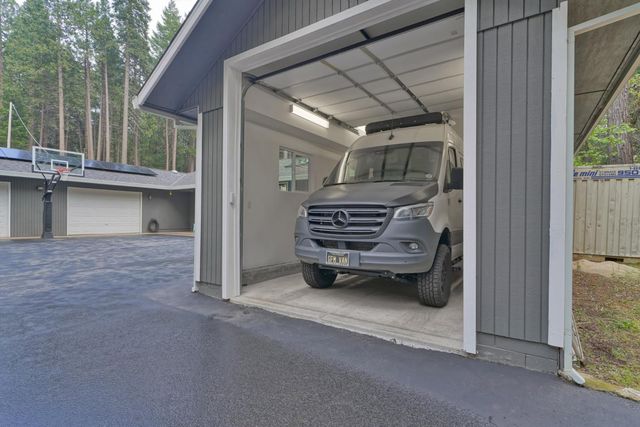 2320 Old Blair Mill Rd, Pollock Pines, CA 95726