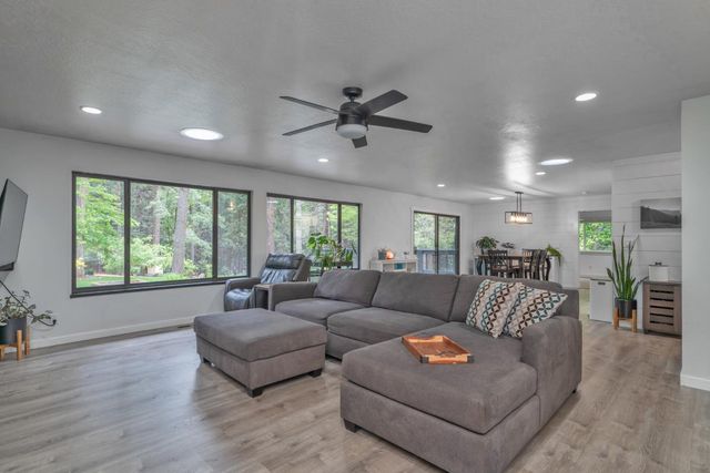 2320 Old Blair Mill Rd, Pollock Pines, CA 95726