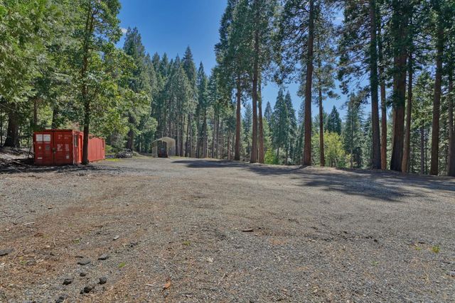 2320 Old Blair Mill Rd, Pollock Pines, CA 95726