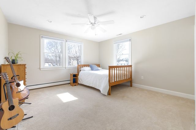 60 Douglas Rd, Needham, MA 02492