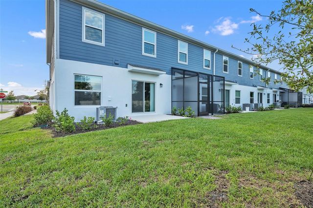 2827 NARCOOSSEE COMMONS WAY, St Cloud, FL 34771