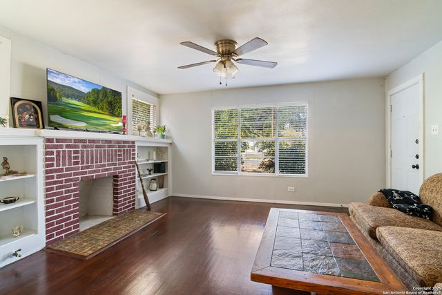 814 W magnolia, San Antonio, TX 78212