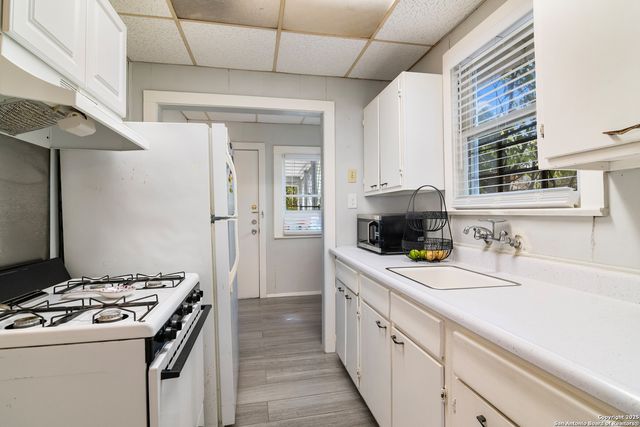 814 W magnolia, San Antonio, TX 78212