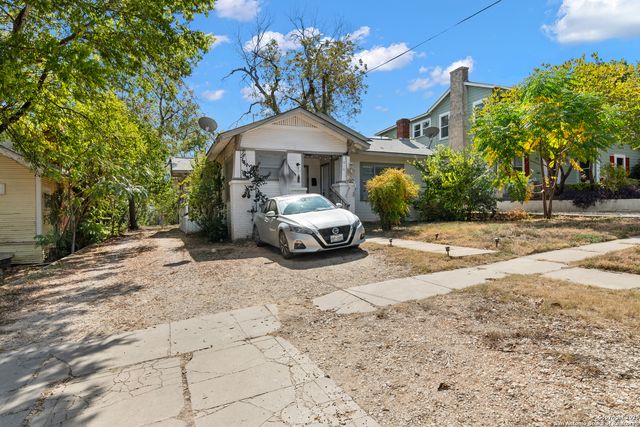 814 W magnolia, San Antonio, TX 78212