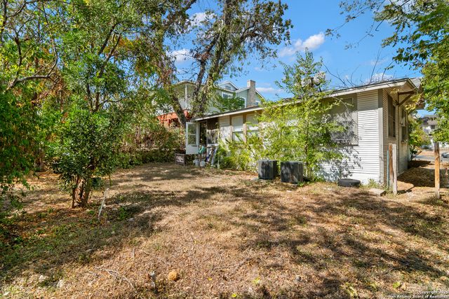 814 W magnolia, San Antonio, TX 78212