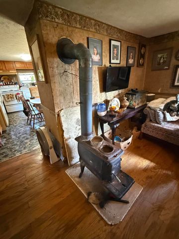 2065 Cartersville Road, Paint Lick, KY 40461