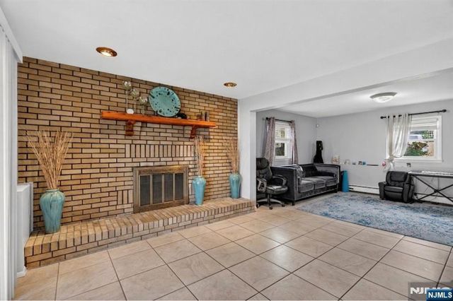 296 12th Place, Prospect Park, NJ 07508