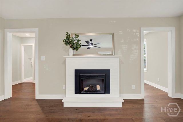 513 E 64th Street, Savannah, GA 31405