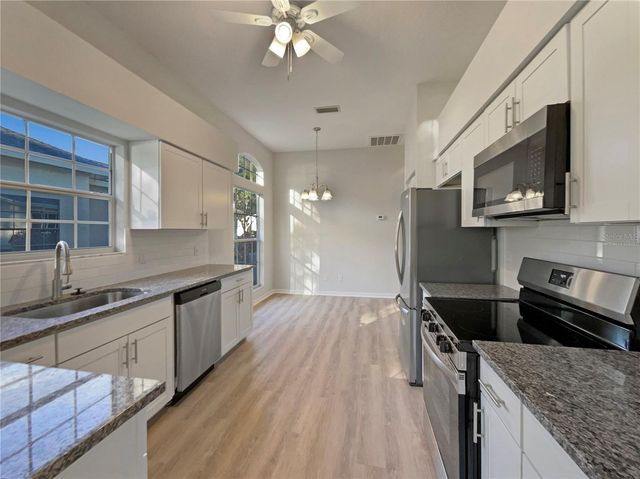 204 BAYTREE BOULEVARD, Tavares, FL 32778