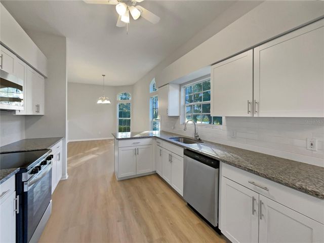 204 BAYTREE BOULEVARD, Tavares, FL 32778