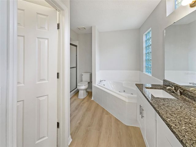 204 BAYTREE BOULEVARD, Tavares, FL 32778