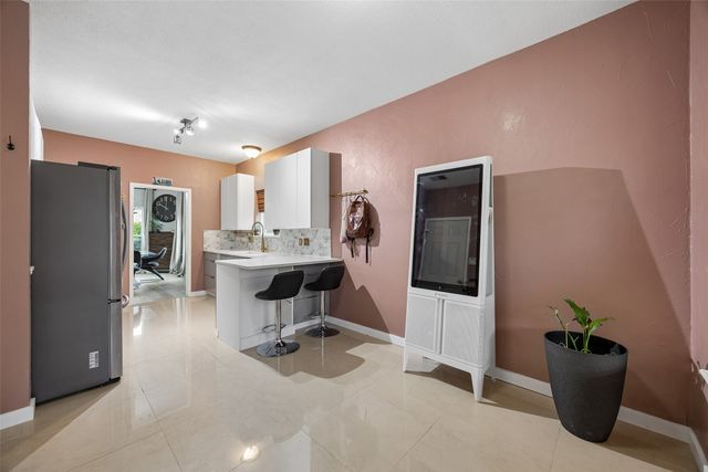 1407 Ranchview Court, Carrollton, TX 75007