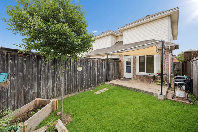 1407 Ranchview Court, Carrollton, TX 75007