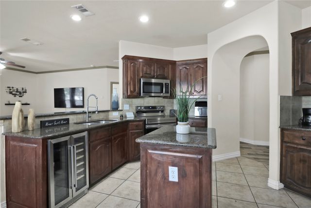 14008 Esperanza Drive, Fort Worth, TX 76052
