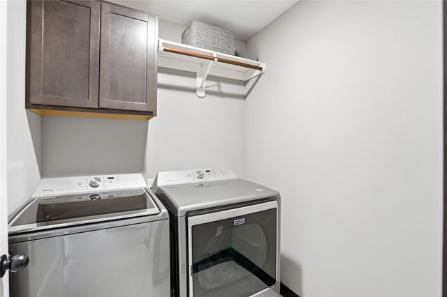 9655 Alderwood Drive, West Des Moines, IA 50266