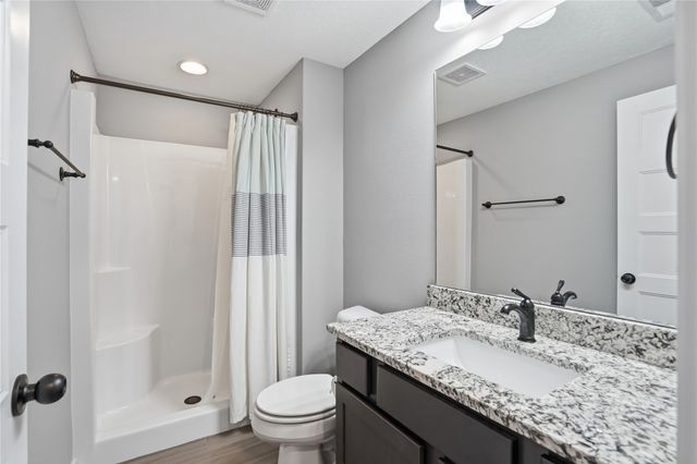 9655 Alderwood Drive, West Des Moines, IA 50266