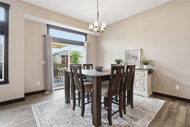 9655 Alderwood Drive, West Des Moines, IA 50266