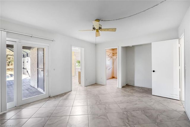 2805 Golden Gate BLVD W, Naples, FL 34120