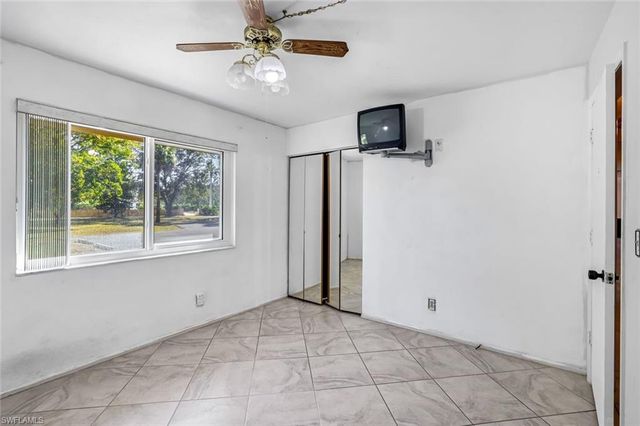 2805 Golden Gate BLVD W, Naples, FL 34120