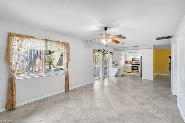 2805 Golden Gate BLVD W, Naples, FL 34120