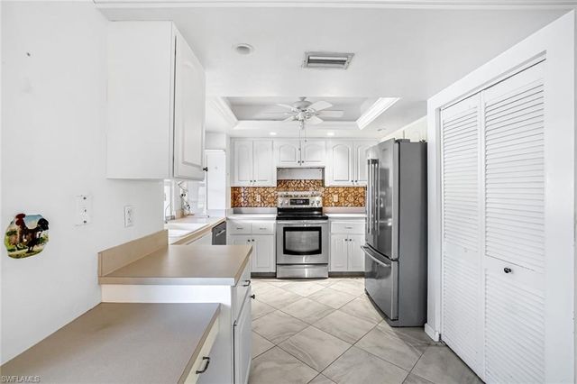 2805 Golden Gate BLVD W, Naples, FL 34120