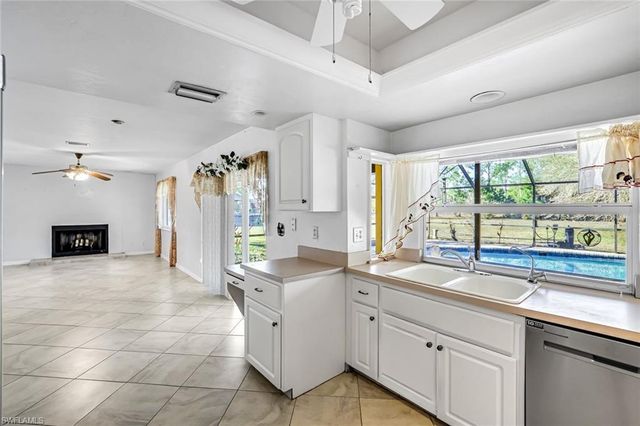 2805 Golden Gate BLVD W, Naples, FL 34120