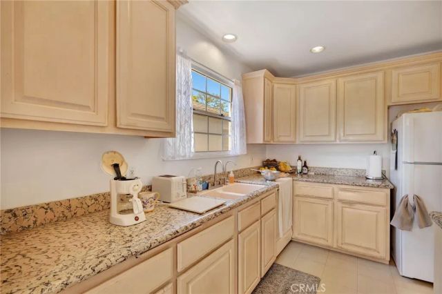 2765 Colby, Los Angeles, CA 90064