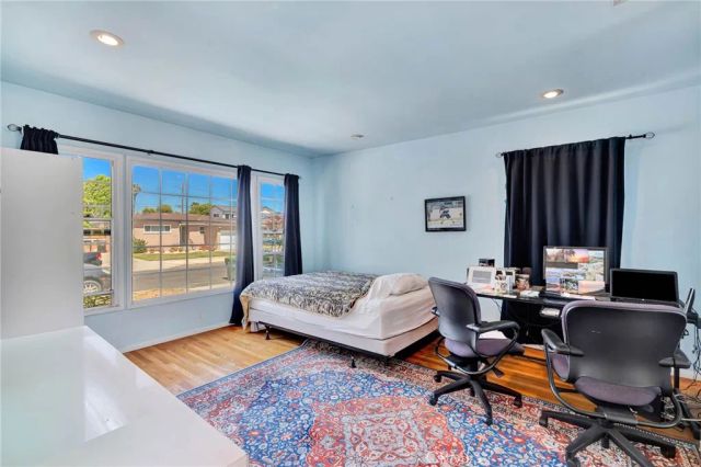 2765 Colby, Los Angeles, CA 90064
