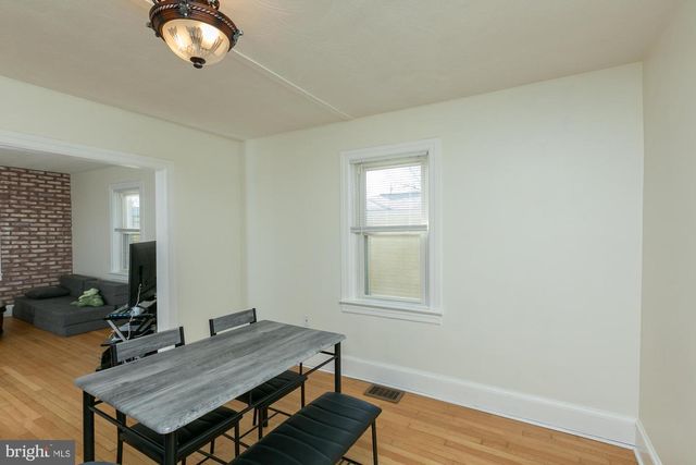 919 JEFFERSON AVE, Charles Town, WV 25414