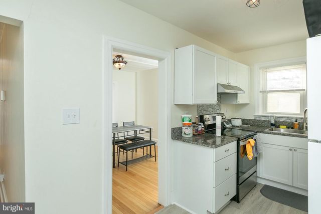 919 JEFFERSON AVE, Charles Town, WV 25414