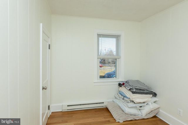 919 JEFFERSON AVE, Charles Town, WV 25414