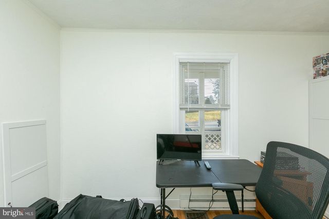 919 JEFFERSON AVE, Charles Town, WV 25414