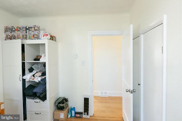 919 JEFFERSON AVE, Charles Town, WV 25414