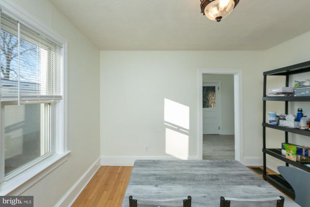 919 JEFFERSON AVE, Charles Town, WV 25414