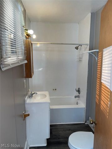 1334 E 188th Street, Cleveland, OH 44110