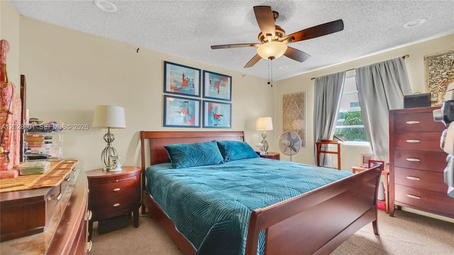 14000 Langley Pl, Davie, FL 33325