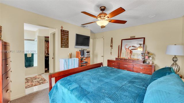 14000 Langley Pl, Davie, FL 33325