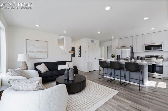 9238 Oro City Loop, Colorado Springs, CO 80927