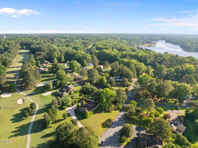 9 Lakeview Drive, Sanford, NC 27332