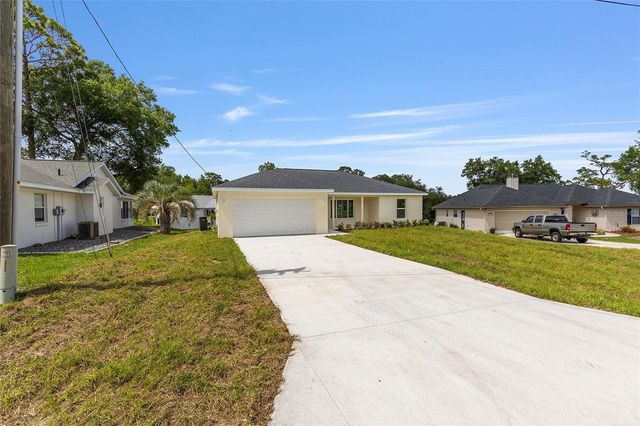 13031 NE 7TH LOOP, Silver Springs, FL 34488