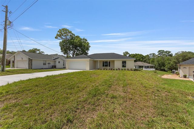 13031 NE 7TH LOOP, Silver Springs, FL 34488