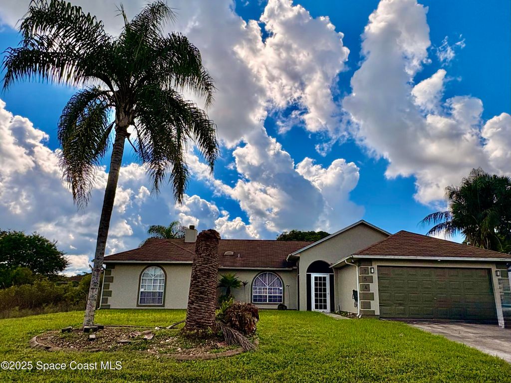 754 Norse Street NW, Palm Bay, FL 32907