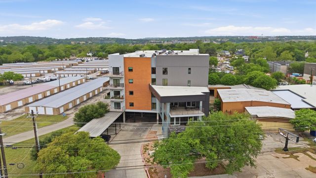 6444 Burnet RD 403, Austin, TX 78757