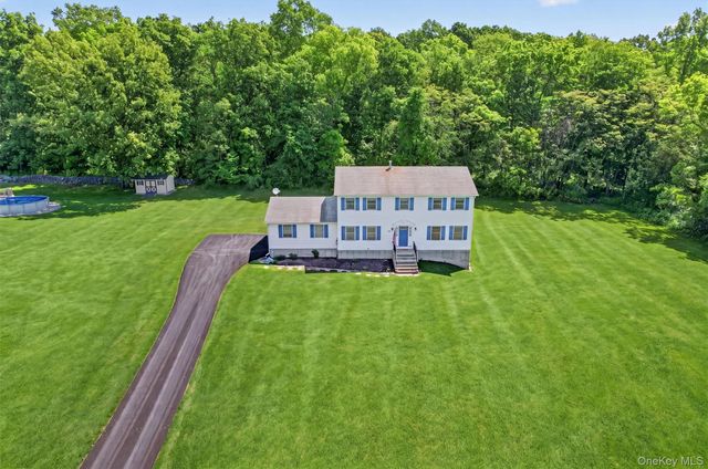 29 Purdys Lane, New Windsor, NY 12553