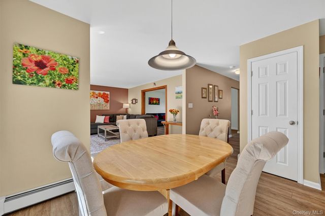 29 Purdys Lane, New Windsor, NY 12553