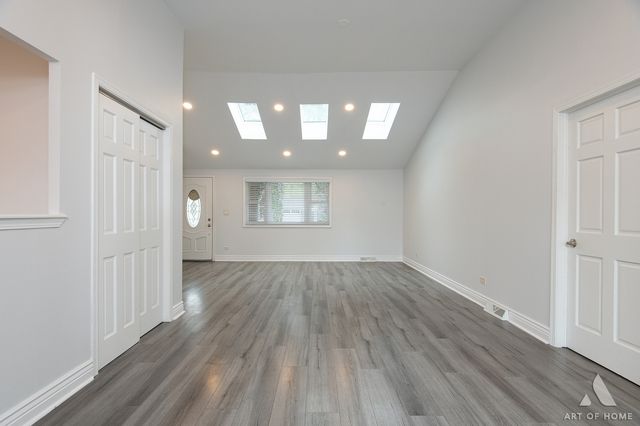 10231 Hawthorne Drive, Orland Park, IL 60462