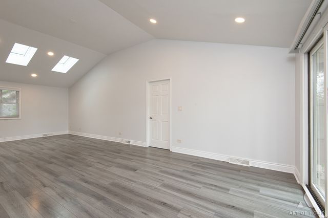 10231 Hawthorne Drive, Orland Park, IL 60462