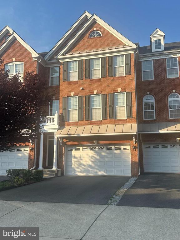 42852 EDGEGROVE HEIGHTS TER, Ashburn, VA 20148