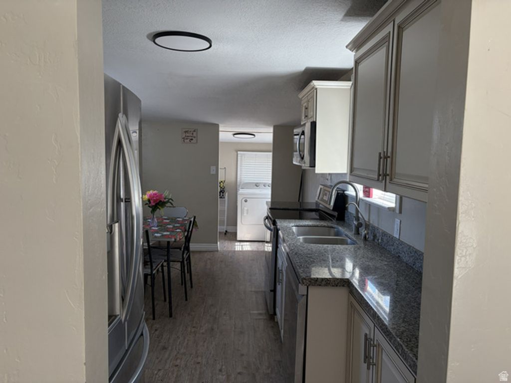 3119 S 9000 W, Magna, UT 84044 — photo 4